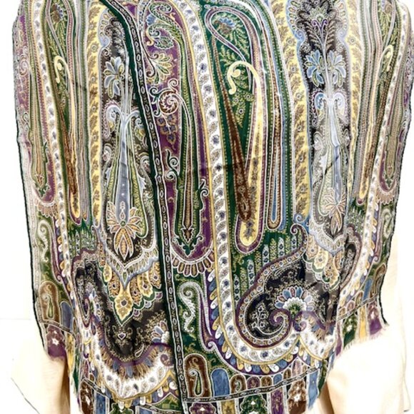 #37  Vintage  ETRO scarf is a luxurious piece made of 100% silk chiffon 56"x17" - Picture 9 of 11